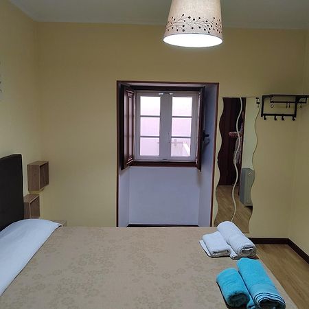 Apartamento Paseo Fluvial Tui Luaran gambar